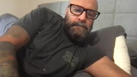 Snapshot of pleasesitonmycock chatting on May 28, 2026, 4:15 pm PleaseSitOnMyCock online show from May 28, 2026, 4:15 pm
