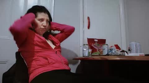 Snapshot of pleasure6887604 chatting on February 5, 2026, 12:48 am MirIsk online show from February 5, 2026, 12:48 am