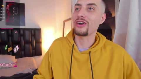 JUAN AND JULI online show from December 20, 2024, 10:54 pm