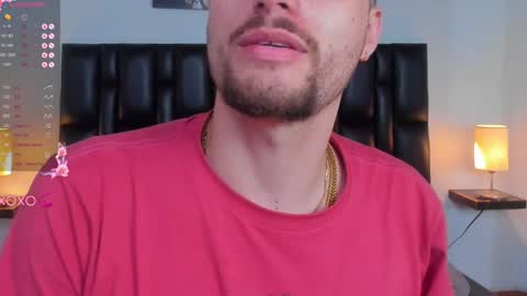 JUAN AND JULI online show from December 30, 2024, 9:40 pm