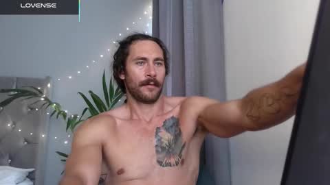 pleasure online show from November 22, 2025, 9:58 pm