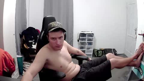plkrisztian online show from April 25, 2026, 10:40 pm