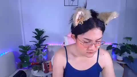 Ploysai online show from September 13, 2025, 2:33 am