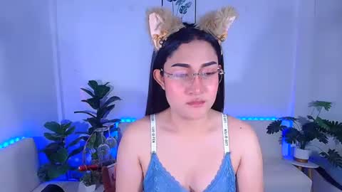 Ploysai online show from September 19, 2025, 3:30 am