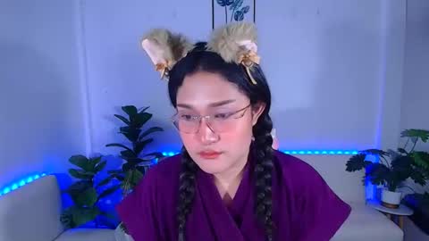 Ploysai online show from September 26, 2025, 3:21 am