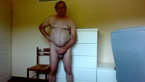 Snapshot of pluchet chatting on July 14, 2026, 7:24 am pluchet online show from July 14, 2026, 7:24 am