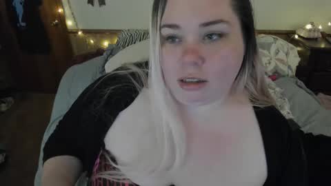 Lizzie Atlas online show from March 8, 2026, 1:58 am