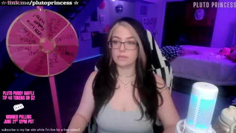 Snapshot of plutoprincess69 chatting on May 23, 2026, 8:18 am Pluto Princess online show from May 23, 2026, 8:18 am