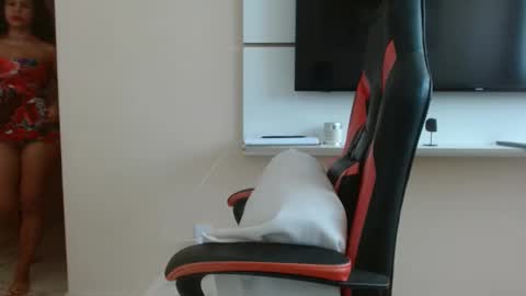 pocahontas online show from April 1, 2026, 3:53 pm