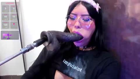 pocahontas_lantina online show from March 4, 2026, 3:56 am