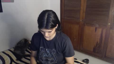 Snapshot of pocahontas_princess__ chatting on December 15, 2025, 5:34 am Pocahontas online show from December 15, 2025, 5:34 am