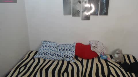 Snapshot of pocahontas_princess__ chatting on January 17, 2026, 8:01 pm Pocahontas online show from January 17, 2026, 8:01 pm