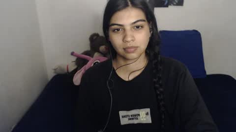 Snapshot of pocahontas_princess__ chatting on March 31, 2026, 7:09 am Pocahontas online show from March 31, 2026, 7:09 am