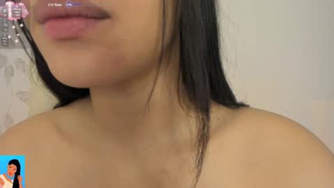 im vane Model Independet online show from January 3, 2025, 1:03 pm