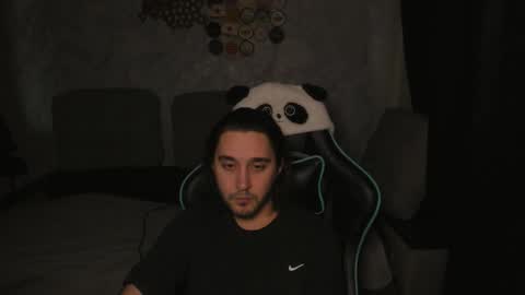 pohyi_ online show from March 6, 2026, 4:20 am