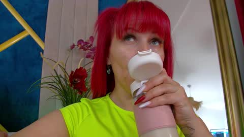 poison_milf_ online show from January 11, 2026, 5:01 am