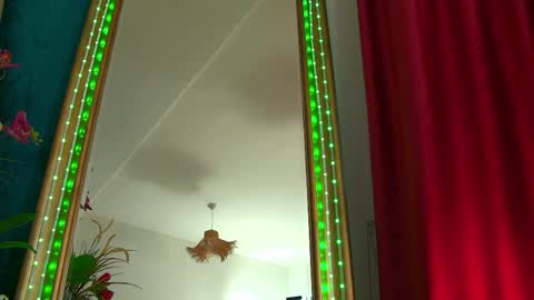 poison_milf_ online show from April 4, 2026, 4:00 am