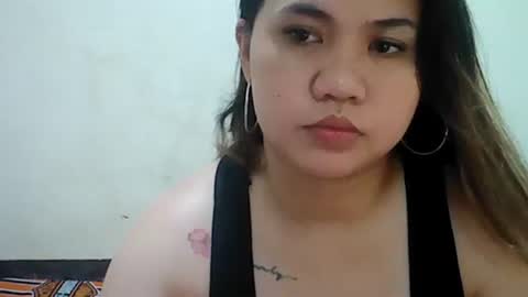 poisonousivy30 online show from May 19, 2026, 9:59 am