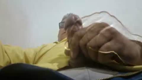 poli online show from February 12, 2025, 12:33 pm