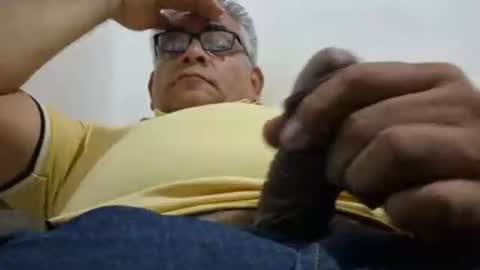 poli online show from March 3, 2026, 7:09 pm