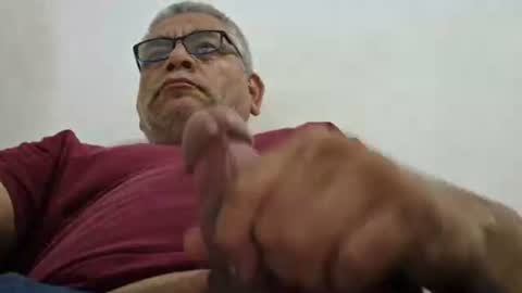 poli online show from April 23, 2026, 2:57 am