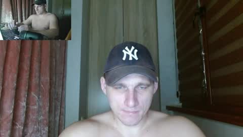 Poliglotjoe2 online show from April 21, 2026, 8:23 pm