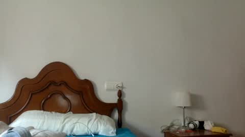 Snapshot of polla101 chatting on July 1, 2026, 5:34 pm aquiles online show from July 1, 2026, 5:34 pm