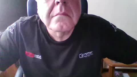 pollalaire online show from February 26, 2025, 4:24 pm