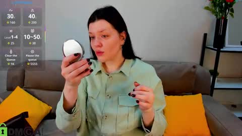 Polly online show from October 9, 2025, 12:08 am