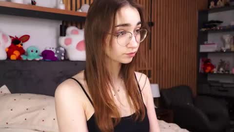 Polly online show from March 1, 2026, 7:43 am