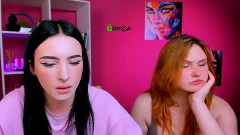polly_cute1 online show from April 15, 2026, 6:37 pm