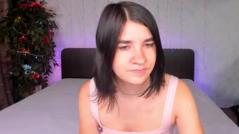 Polly online show from September 13, 2025, 6:02 am