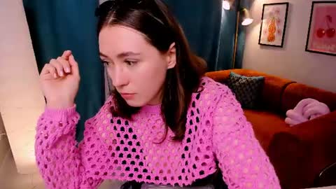 Polly online show from July 5, 2026, 4:19 am
