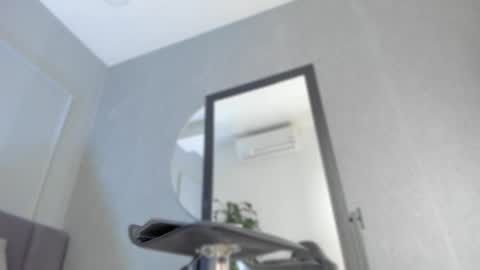 POLLY online show from September 30, 2025, 10:42 am