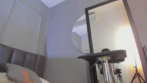 POLLY online show from October 8, 2025, 10:46 am