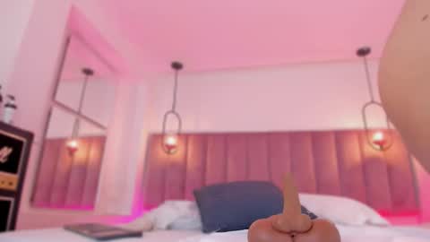 POLLY online show from January 14, 2026, 10:21 am