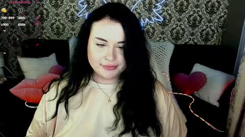 Polly online show from April 2, 2026, 3:53 pm