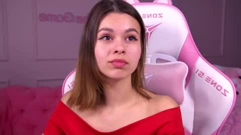 Polly online show from February 21, 2025, 2:06 pm