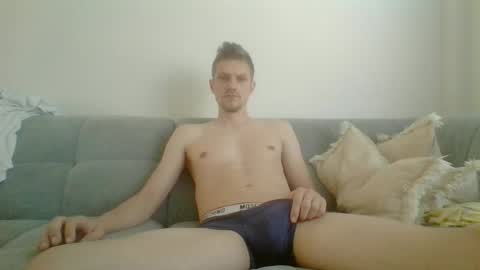 Snapshot of polsenos chatting on June 24, 2026, 6:45 am polsenos online show from June 24, 2026, 6:45 am