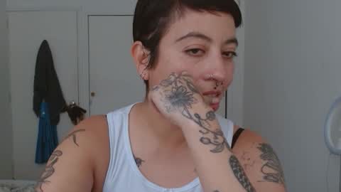 Poly online show from October 2, 2025, 7:43 pm