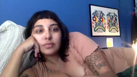 polymamii online show from March 14, 2026, 1:01 am