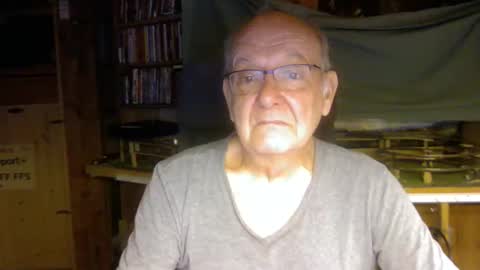 pomme1949 online show from January 16, 2025, 5:01 pm