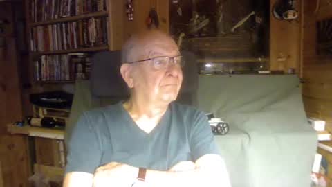 pomme1949 online show from January 27, 2025, 2:13 pm