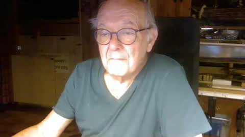 pomme1949 online show from November 16, 2025, 2:33 pm