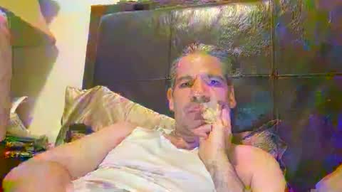 Snapshot of ponchynyc chatting on May 2, 2026, 2:05 am PONCH online show from May 2, 2026, 2:05 am