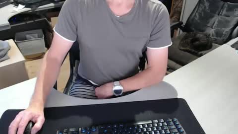 Dave online show from October 13, 2025, 6:46 am