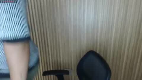 poolsexx_69 online show from June 29, 2026, 3:13 am