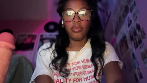 princess online show from January 5, 2025, 1:45 am