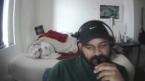 popfizzt online show from September 18, 2025, 12:07 pm