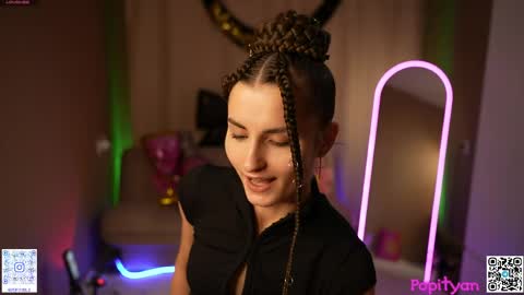 Louise  see you on December 1  at 2200 UTC3 online show from April 22, 2026, 8:06 am